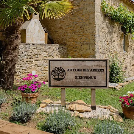 Au Coin Des Arbres - Noyer *