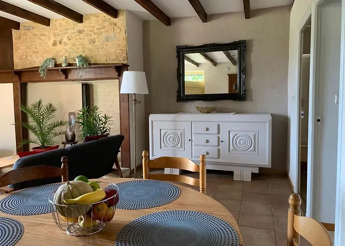 Au Coin Des Arbres - Noyer * Biron (Dordogne)